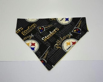 Pittsburgh Steelers Over the Collar Dog Bandana