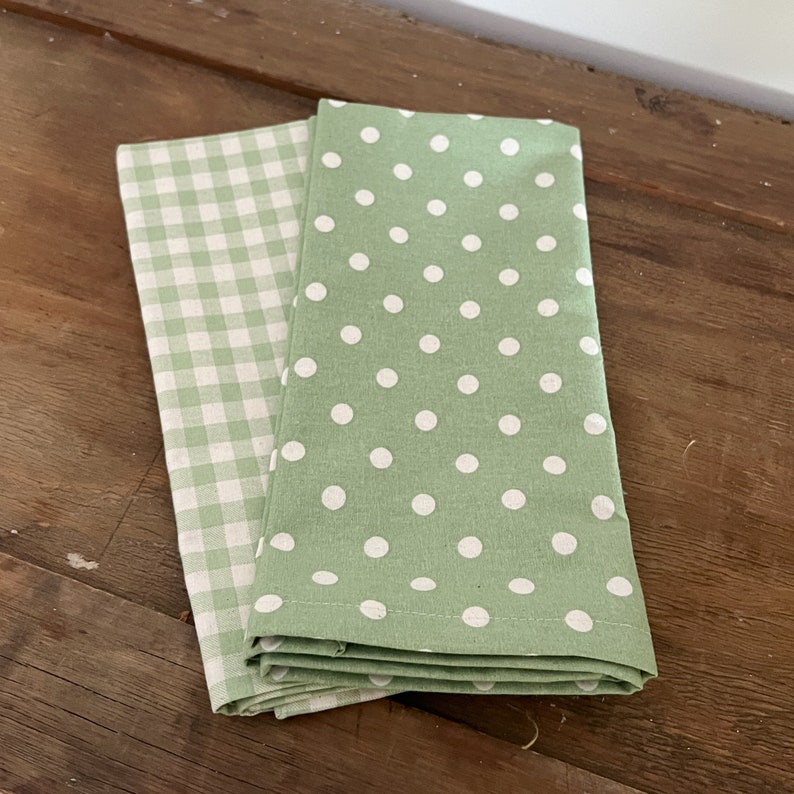 Tea Towel, Set of Two, 100 Cotton Tea Towels, Gingham and Spot Kitchen