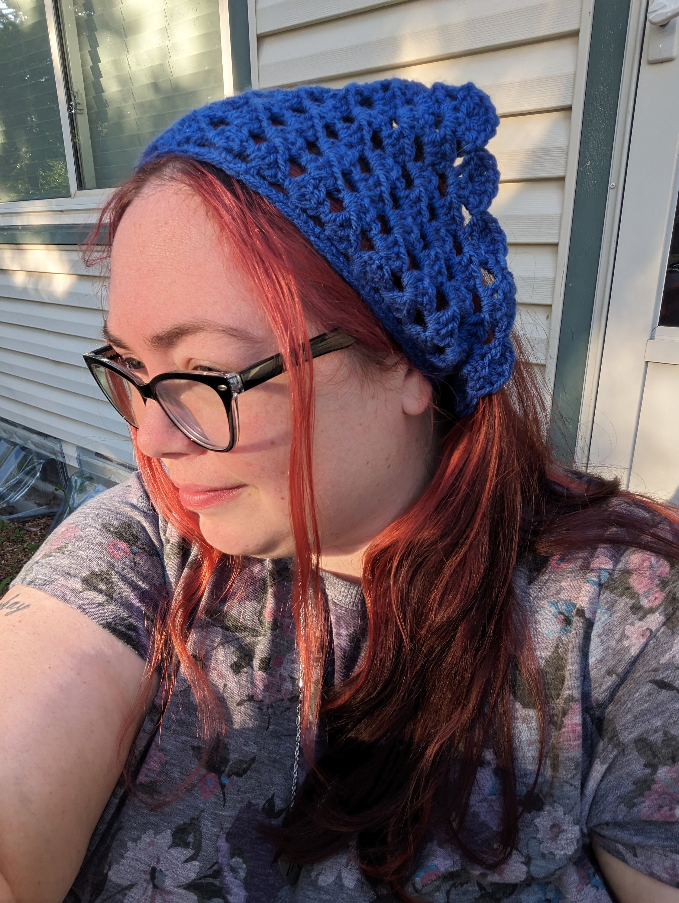 30 Head Scarf Crochet Patterns for Bandanas, Kerchiefs, and Stylish Wraps 8 Strawberry Fields Summer Head Scarf Pattern