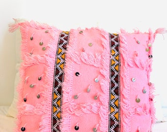 Handmade Moroccan cushion, decorated with Berber motifs