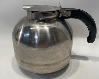 Jarra vintage de acero inoxidable Nicro, modelo 1512A, Chicago, Illinois, de 16,5 cm de alto