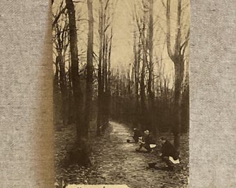 Vintage Risqué Photo Postcard - ORIGINAL - series Humoristique no. 1 a - Allie des Sorties