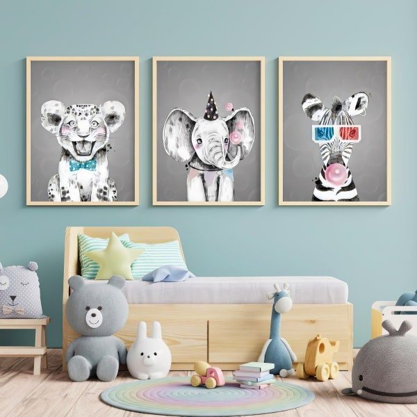 Set de 3 Láminas para Cuadro de Animales Infantiles con un Tigre Bebé, Cebra Bebé con Anteojos y Elefante Bebé, Set de cuadros. infantiles.