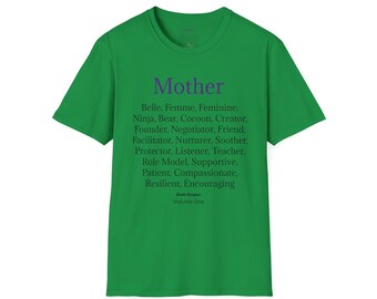 Camiseta unisex verde irlandesa Mother, lujo en una camiseta unisex Softstyle de Gildan 64000, una camiseta Gildan para el día a día de mamá