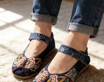 Handmade Linen Embroidered Flats - Vintage Floral Slip-On Shoes