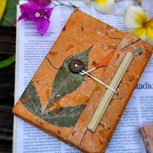 Quaderno fatto a mano, diario personalizzato, regalo speciale, quaderno cucito a mano, regalo per scrittori, formato tascabile, diario vintage, L11,5 x 15 cm