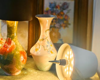 陶器製花瓶型ランプ 手作り陶器の花瓶ランプ：ワイヤレスUSB充電式ランプシェード - Etsy 日本