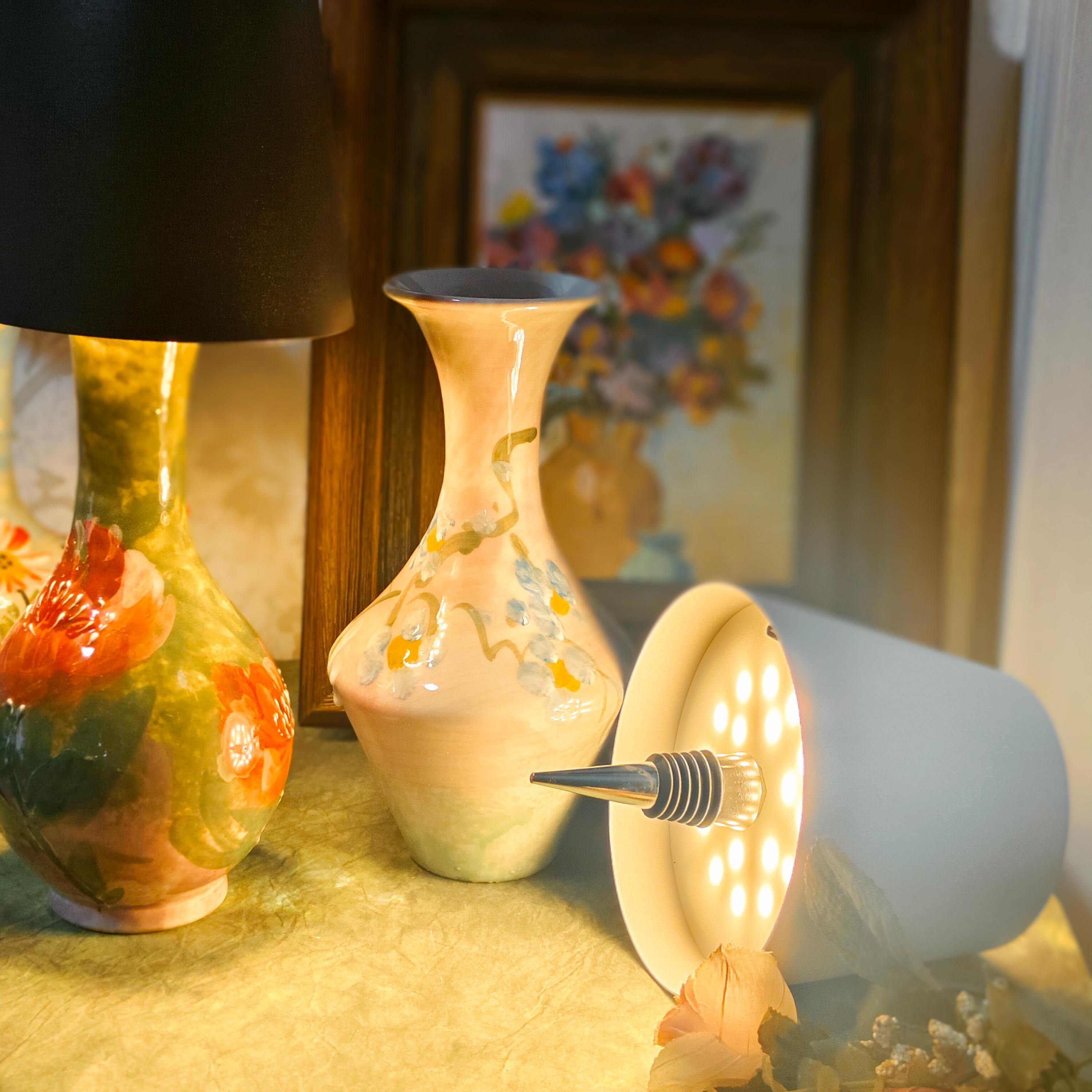 手作り陶器の花瓶ランプ：ワイヤレスUSB充電式ランプシェード - Etsy 日本