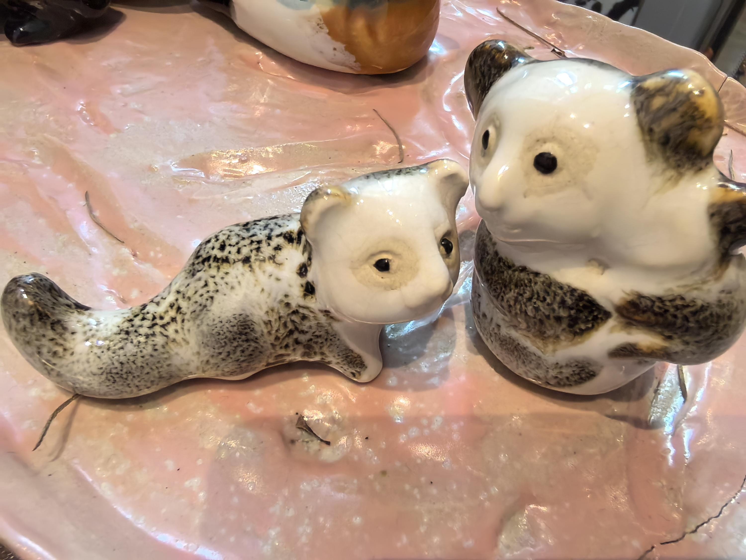 手作り陶器製ミニチュア動物置物：コレクター向けペットアート - Etsy 日本