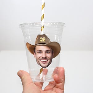 Tazze personalizzate per festa di compleanno e addio al nubilato da cowboy, con testo e immagine del viso, per lui e per lei, per la festa del selvaggio West, personalizzate per la festa dello sposo.