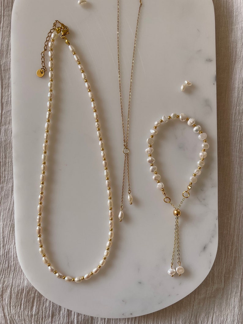 Set mit 2 Handgemachten Perlenketten Süßwasserperlen, Gold/ Silber Edelstahl, Y Halskette, Sommer Choker Minimalist Braut schmuck Anhänger Full Set (nur Gold)