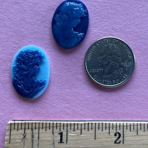 COE 90 Cameo Pair in Blue / 2 items / Freeze and Fuse / Layering Mix / Bullseye Glass / Frit Art