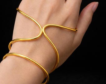 Minimalist Gold Wrap Hand Cuff Bracelet for women, Hand Harness Bracelet, Adjustable Open Gold Cuff Unique Modern Statement Jewelry Gift
