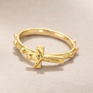 モダンなゴールドの十字架ロザリオリング、10連祈り調節可能リング、繊細なキリスト教ジュエリー、堅信式、流産の贈り物、ユニークなリングギフト