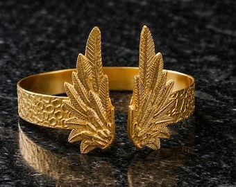 Gold Angel Wing Bracelet, Adjustable Feather Bracelet Angel Wing cuff Minimalist Celestial Wing Jewelry for Women, Statement Gold Wrap Gift