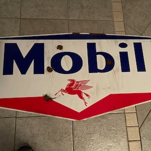Mobil pegasus sign - Etsy 日本