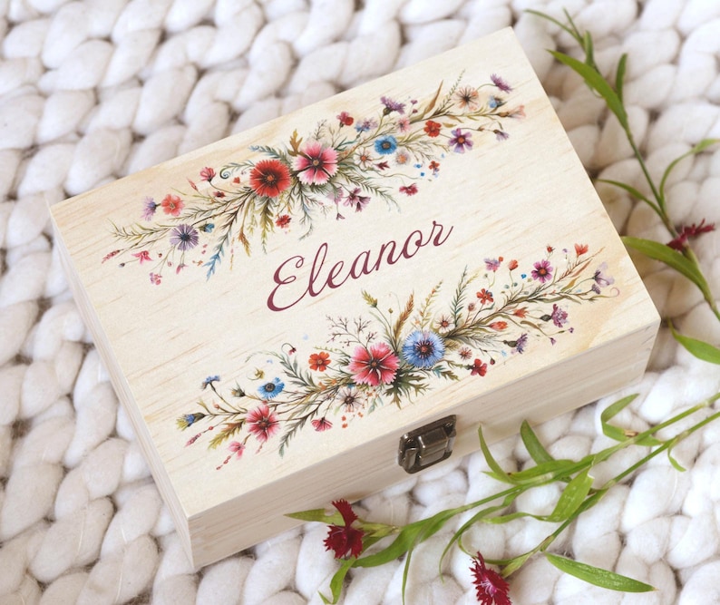 Personalized Floral Wooden Gift Box: Bridesmaid Keepsake Box - Etsy