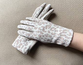 Gloves, Ladies Gloves, Beige Gloves, Smart Touch Gloves, Winter Accessories, Women's Gloves, Gift
