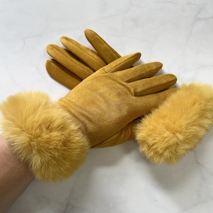 Gloves, Ladies Gloves, Yellow Gloves, Smart Touch Gloves, Faux Fur Cuff Gloves, Winter Accessories, Gift