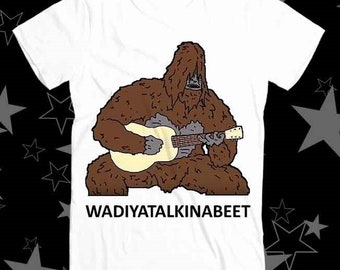 Sassy The Sasquatch Guitare Big Foot Lez Show Meilleur vendeur T-shirt 344