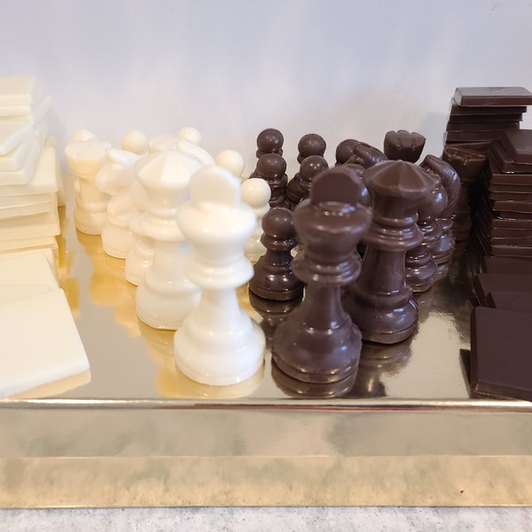 Solid Chocolate Chess Cake Topper - Edible Masterpiece! Gift for Chess Lovers Chess Winning Celebration Personable