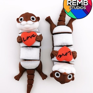 Flexi Otter with Heart Remb Studios, STL file for 3D printing, STL print files, Print in Place