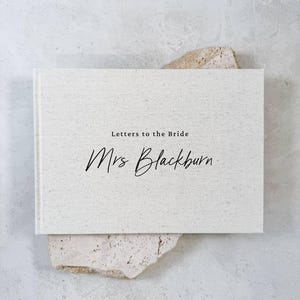 Libro Cartas a la Novia: éxito de ventas, tamaño A4, blanco, beige, negro y más colores de lino. Ideas de regalos personalizados para despedidas de soltera de THEBRIDEAU.