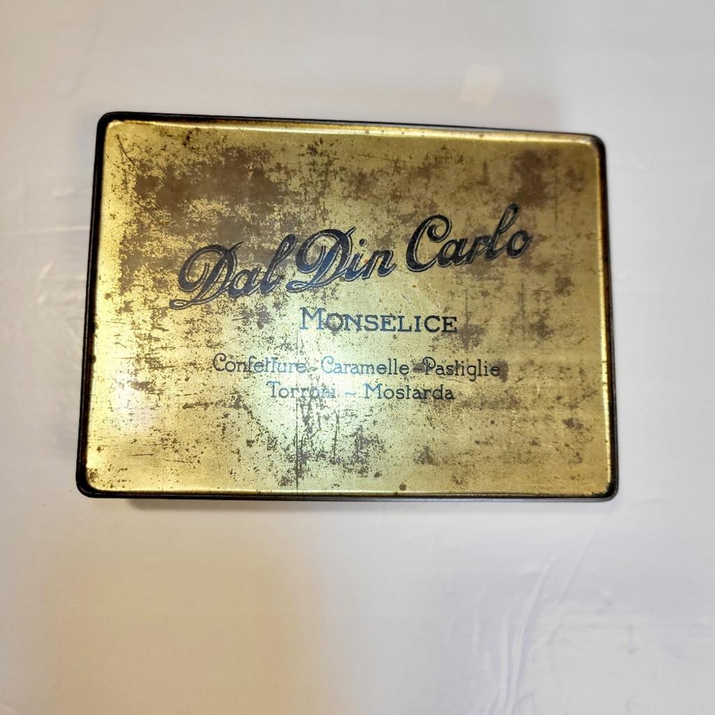 Vintage lithographed Dal Din Carlo Hinged Tin Box - Thumbnail 4