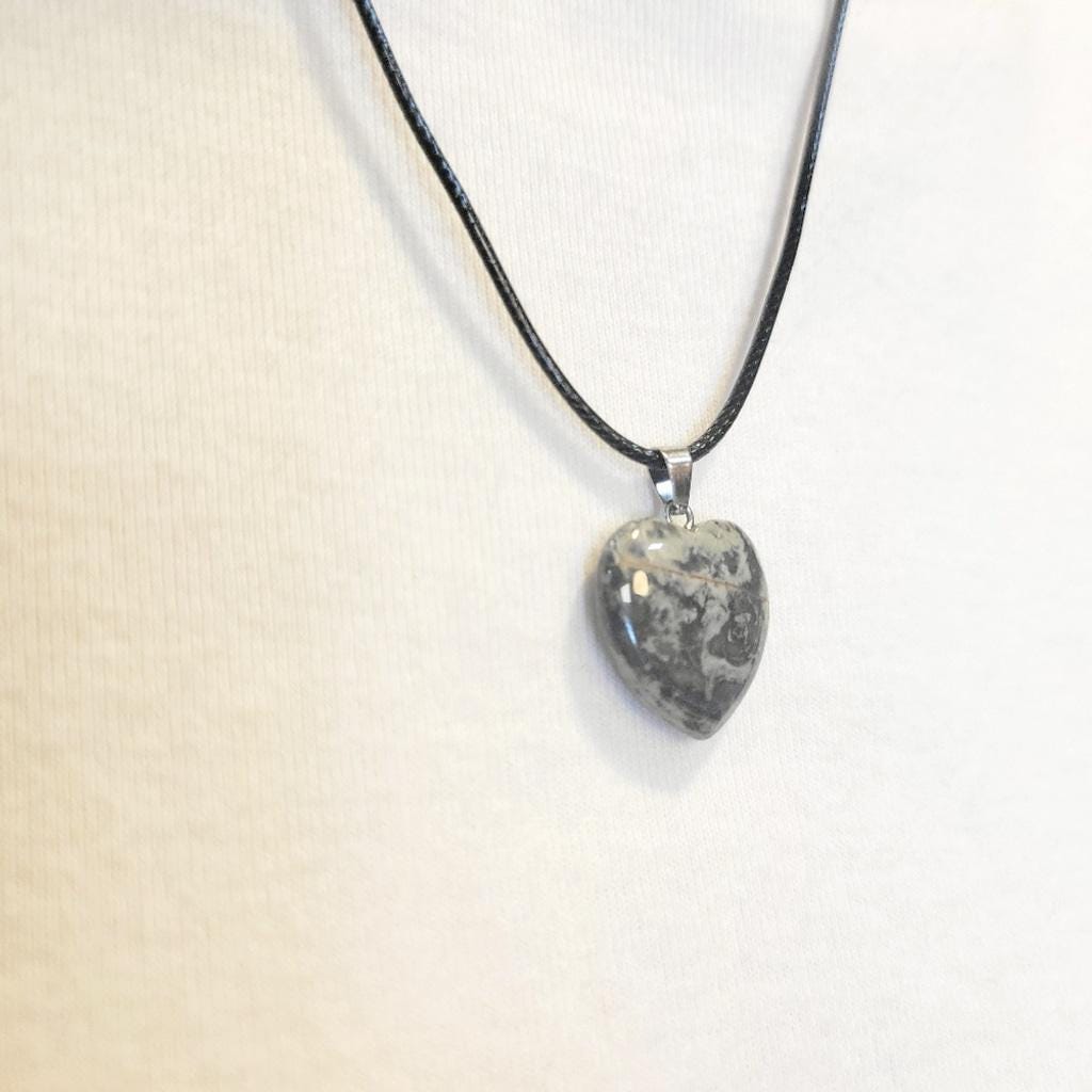 Natural Brown Jasper Crystal Heart-Shaped Pendant Necklace - Thumbnail 3