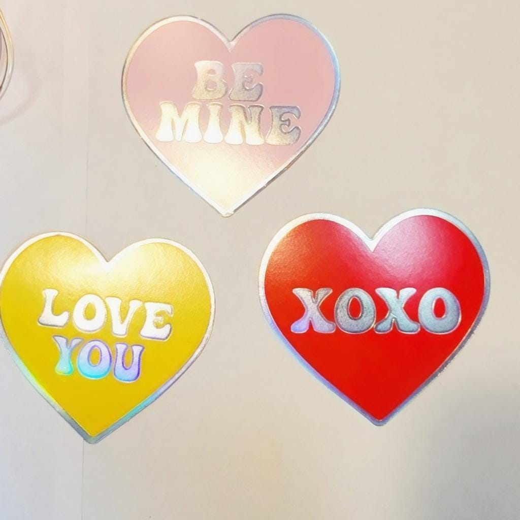 Hand crafted Bucket of Love Valentine's Day table art decor - Thumbnail 5
