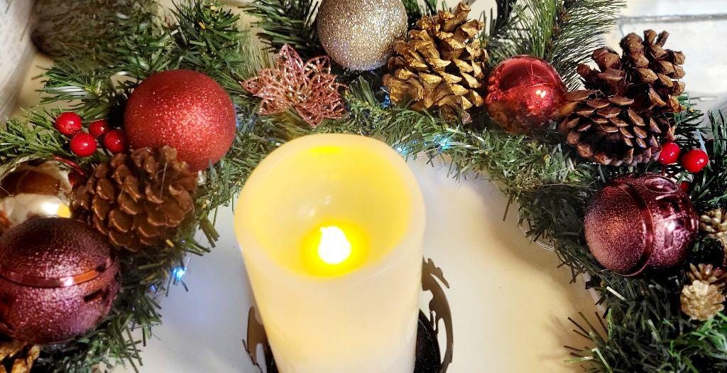 Christmas table centerpiece or door hanging wreath - Thumbnail 4