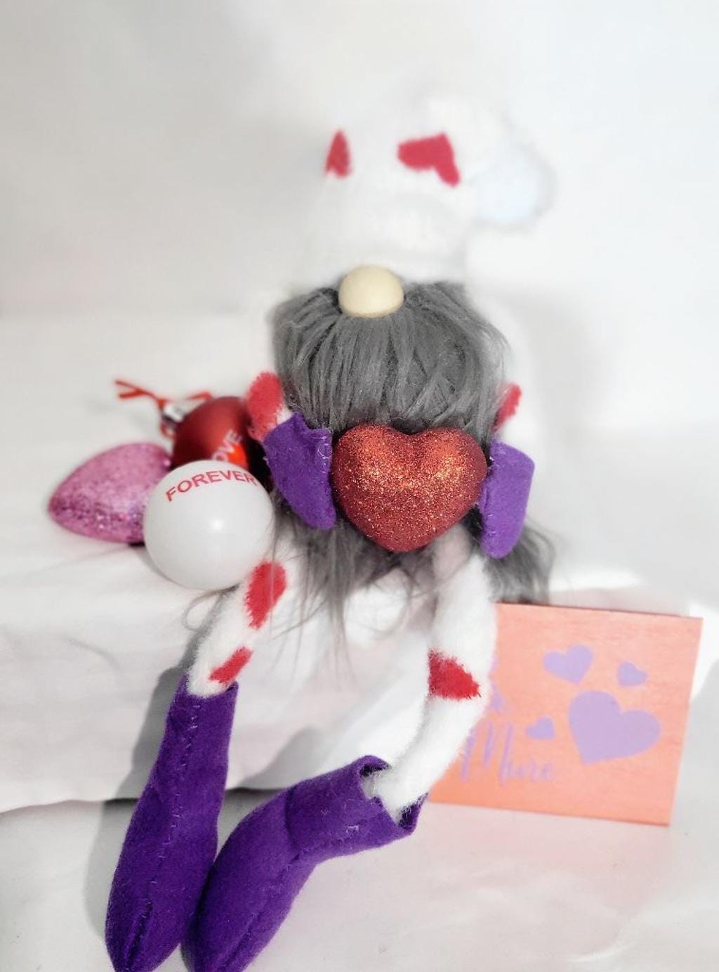 Hand crafted Valentine's Day Gnome with heart - Thumbnail 6