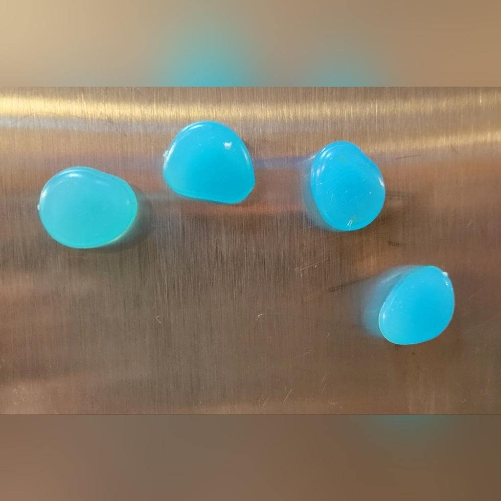 Handcrafted phosphorescent glow in the dark magnents - Thumbnail 2