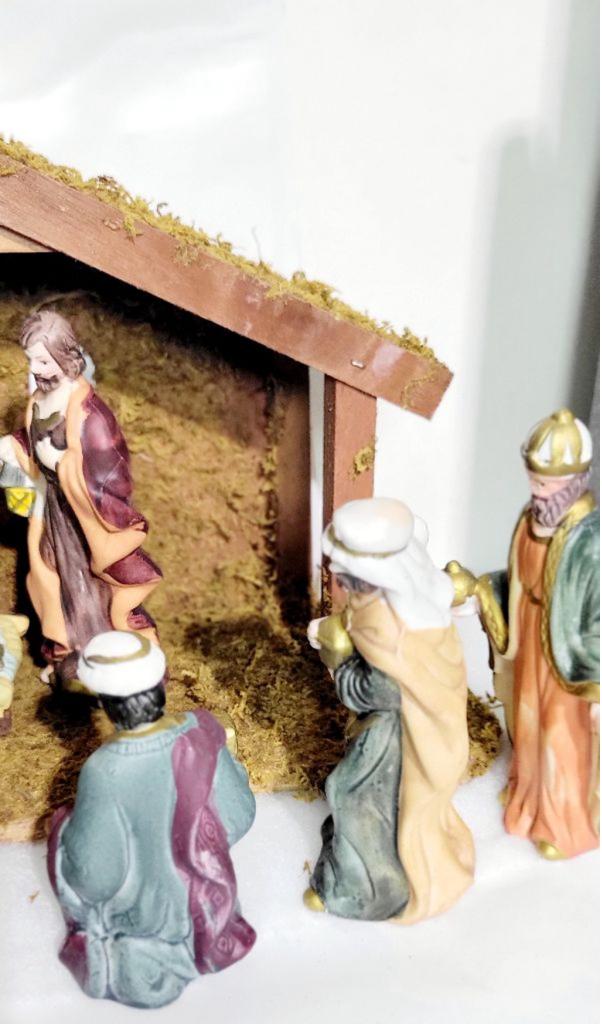 Vintage Brighten the Season 14 piece Nativity set - Thumbnail 2