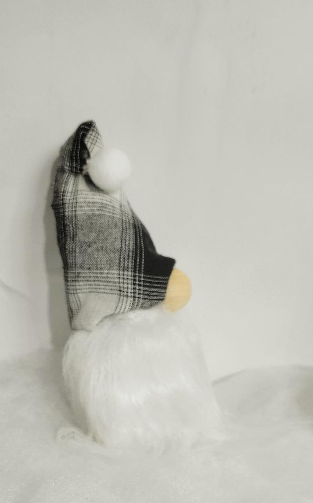Hand crafted Christmas sock gnome - Thumbnail 3