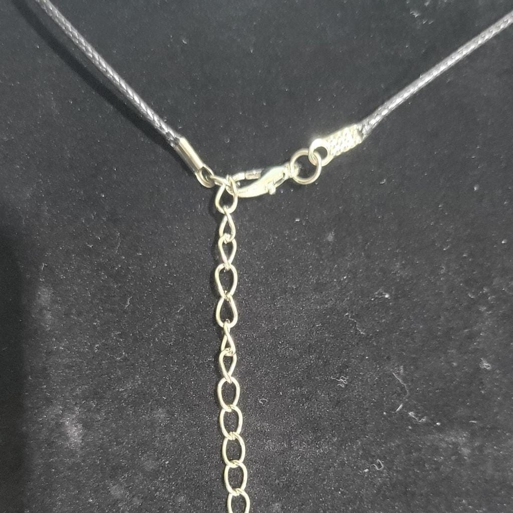 Hand crafted Christmas medallion necklace - Thumbnail 4