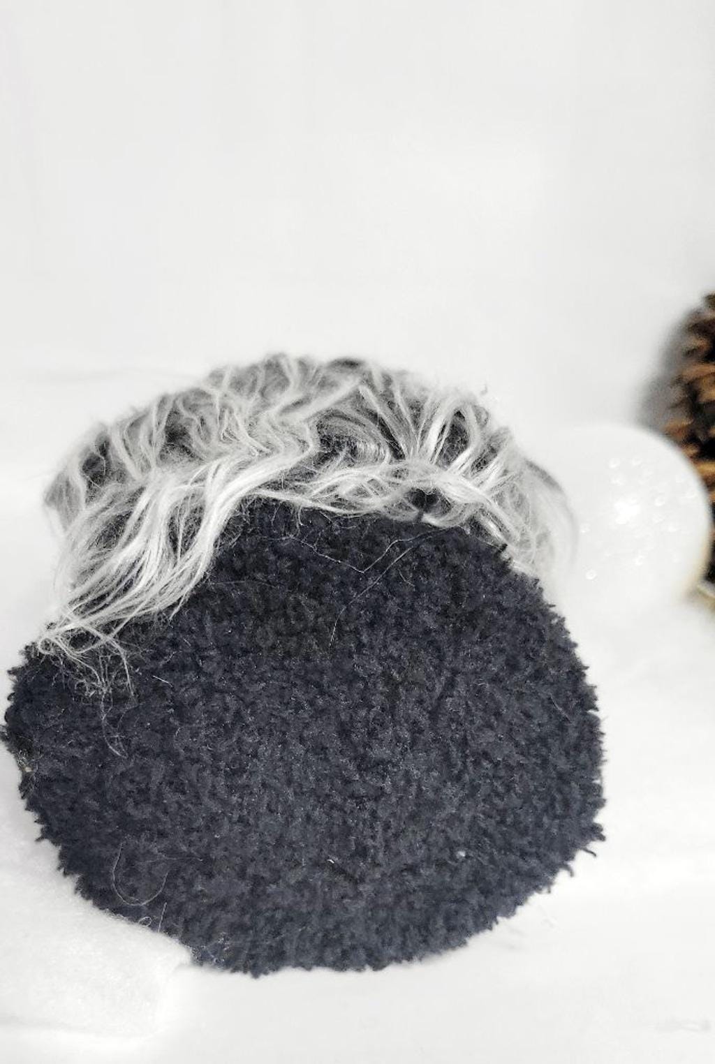 Hand crafted Christmas sock gnome - Thumbnail 5