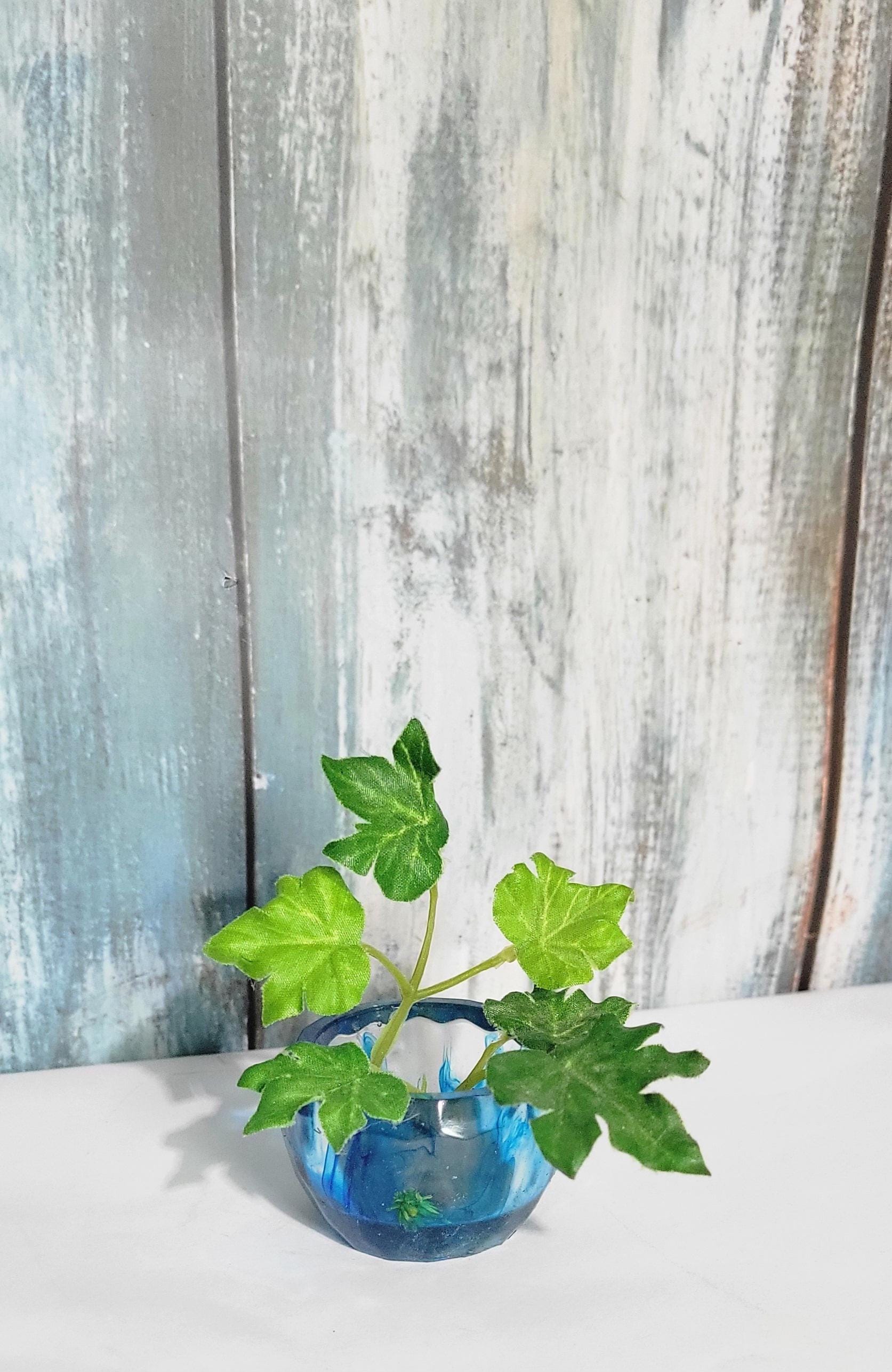 Hand crafted 1.5" resin planter or led tealight holder - Thumbnail 2