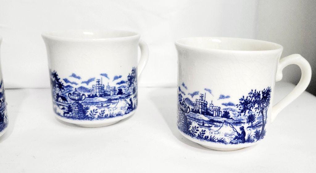 Vintage Set of 4 Blue and White Pastoral Chinoisere Tea Cups, Made in England - Thumbnail 2