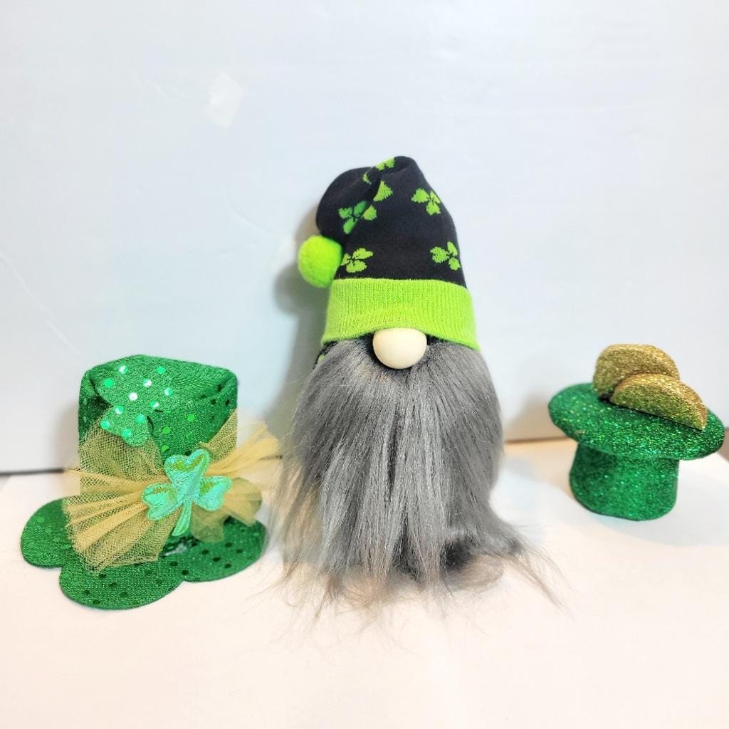Hand crafted St Patrick's Day leprachaun gnome - Thumbnail 3