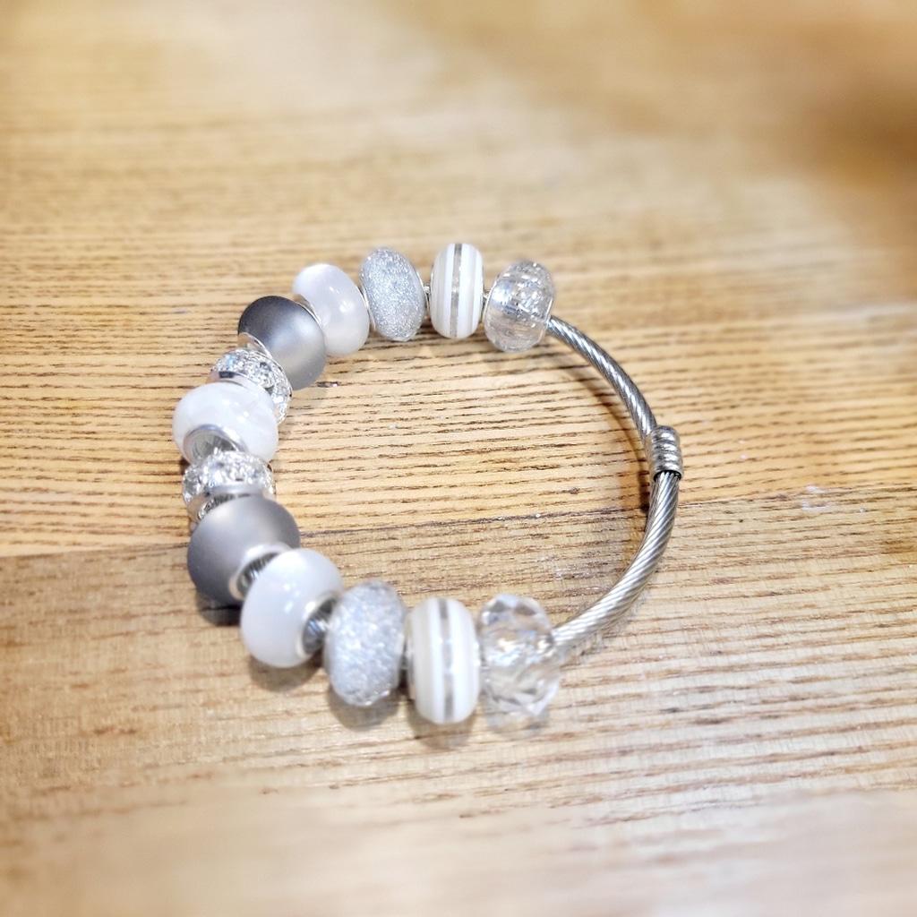 European Style Snake Coil Expandable Beaded Bracelet 7" - Thumbnail 3