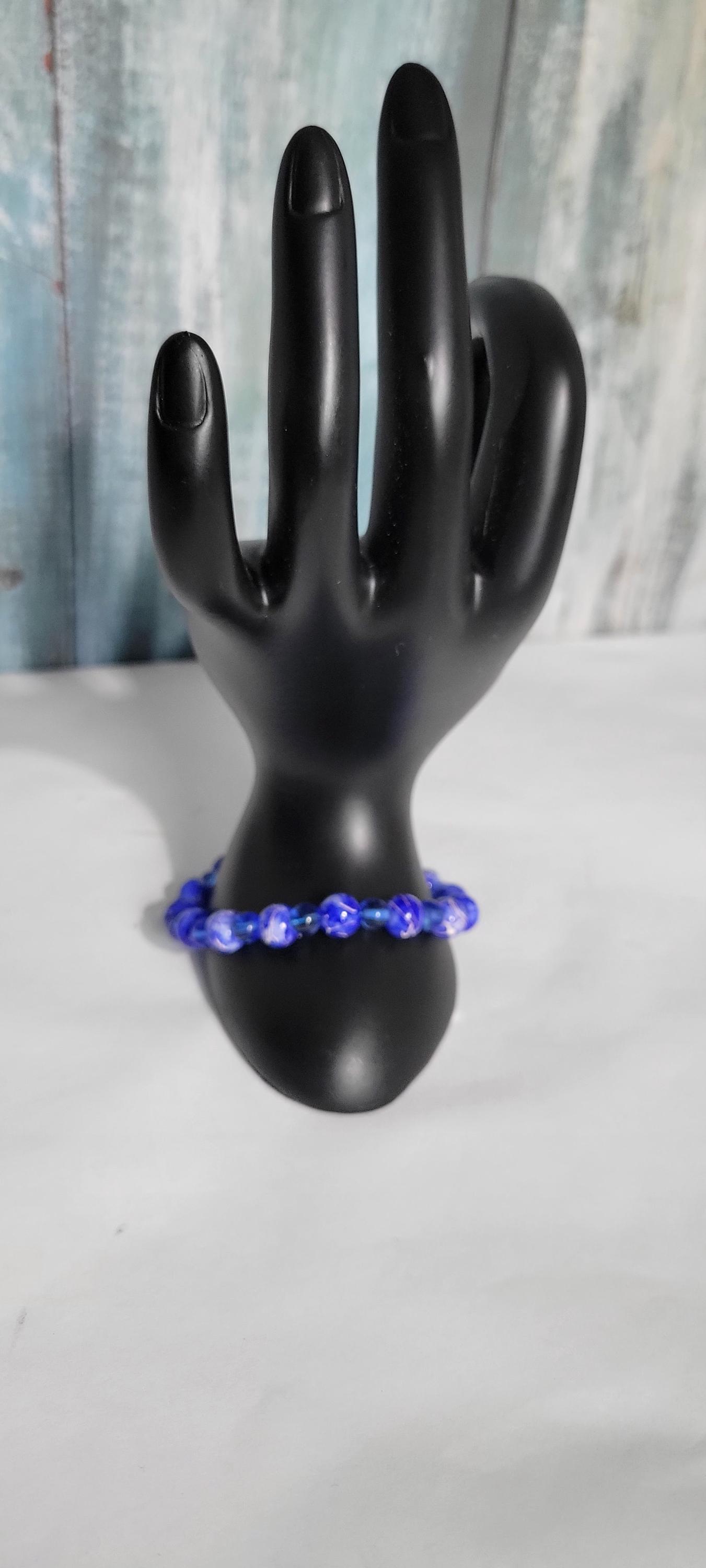 Hand crafted blue and white acrylic bead and translucent blue glass beaded bracelet - Thumbnail 4