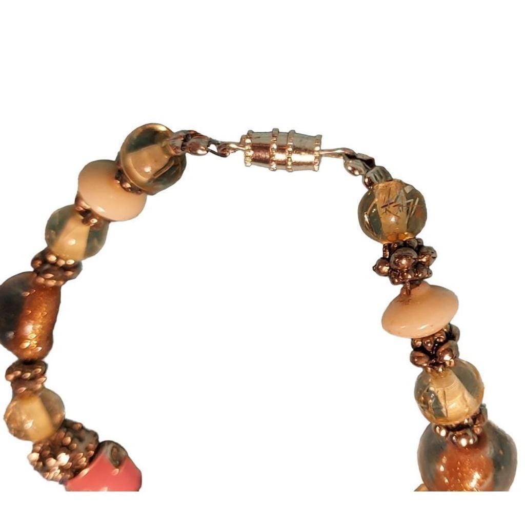 Hand Crafted Beaded bracelet 8 1/2" - Thumbnail 3