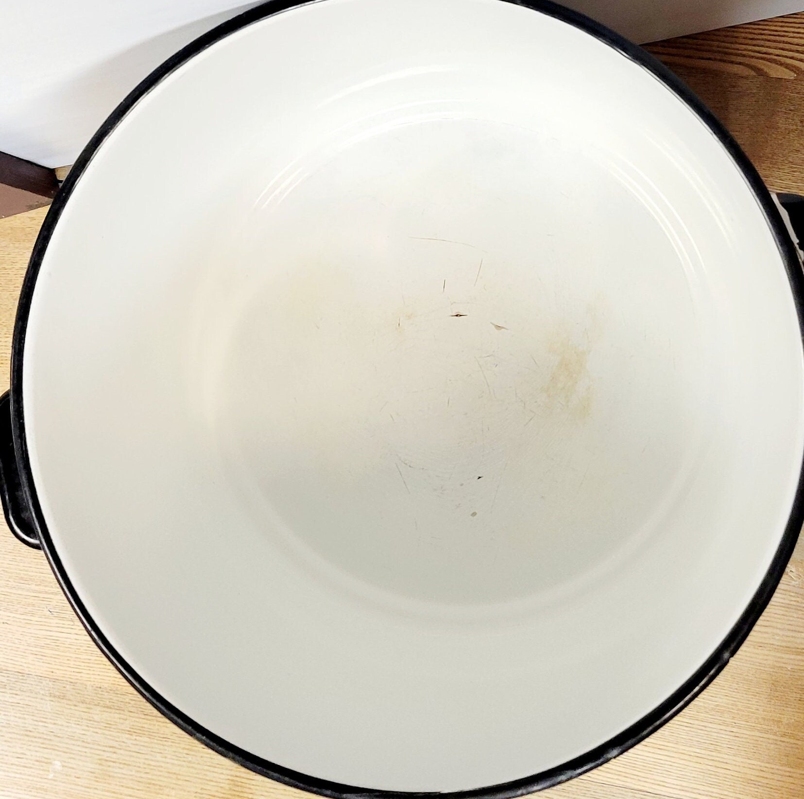 Vintage Enamelware 15 Quart Stock Pot & Lid - 12 x 8 - Black and White - Thumbnail 3