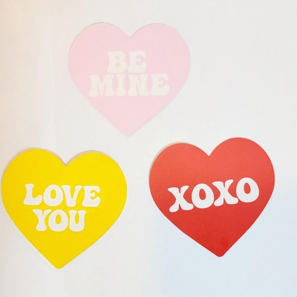 Hand crafted Bucket of Love Valentine's Day table art decor - Thumbnail 6