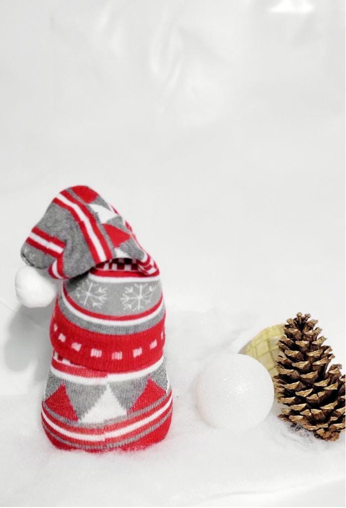 Christmas Gnome Decor, Red Grey,hand crafted - Thumbnail 3