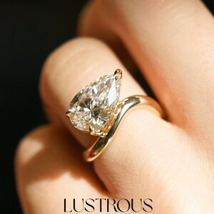 3 Carat Pear Cut Moissanite Engagement Ring | Twisted Bypass Ring | 14K Gold Statement Ring | Modern Solitaire Ring | Ethical Promise Ring