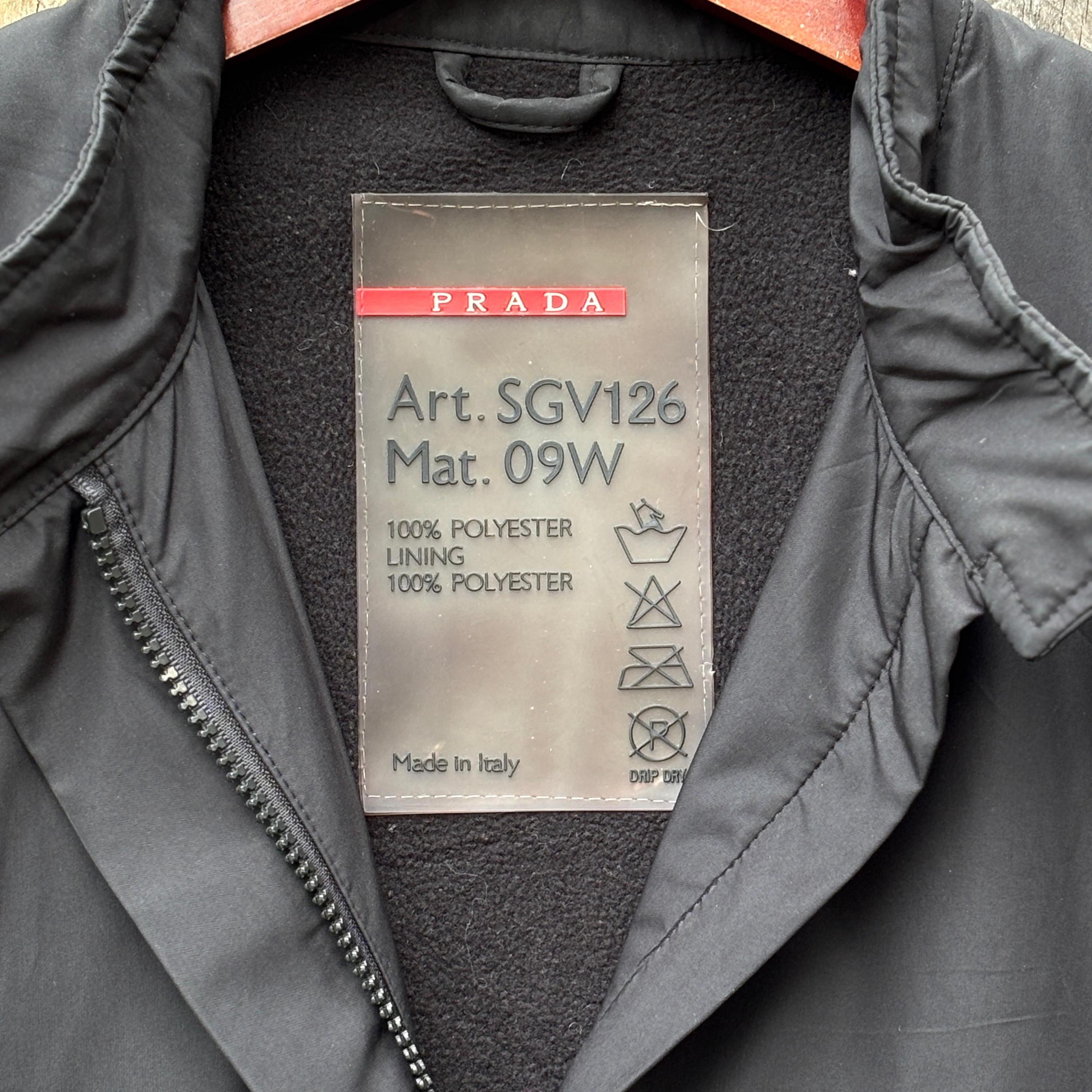 PRADA Art. SGV126 Mat. 09W Parka Fleece Line Winter Jacket Made in