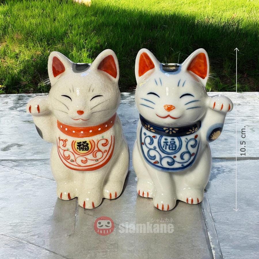 Grand Seiko Lucky Cat 陶器 置物 Lucky Cat Maneki Neko: Japanese Ceramic Doll, 10.5 Cm Tall - Etsy