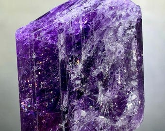 Terminated Scapolite crystal from Badakhshan, Afghanistan - 46 grams